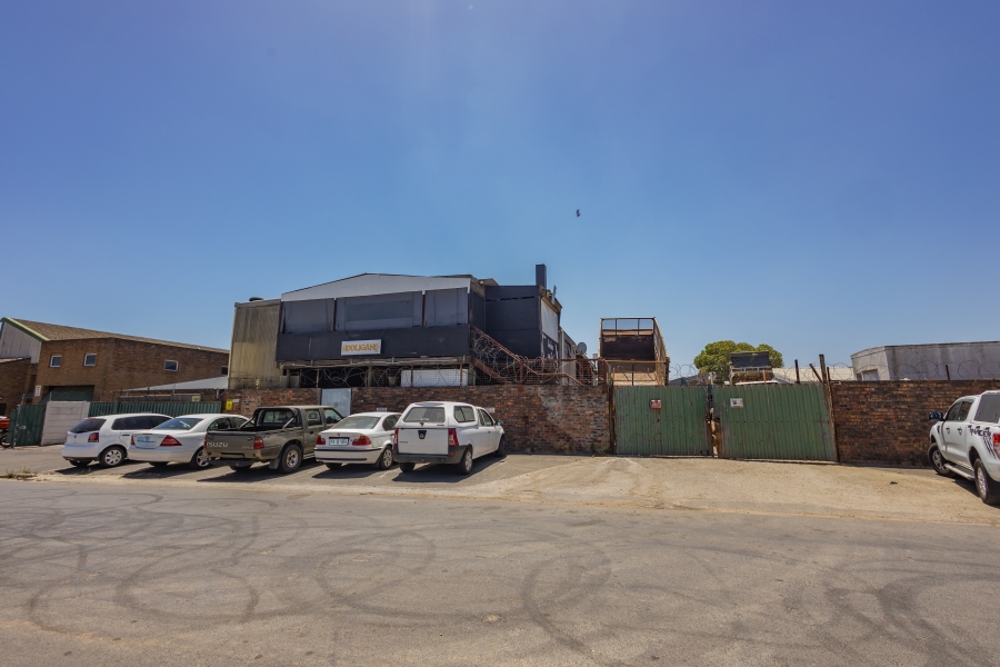 Commercial Property for Sale in Brackenfell Industrial Western Cape